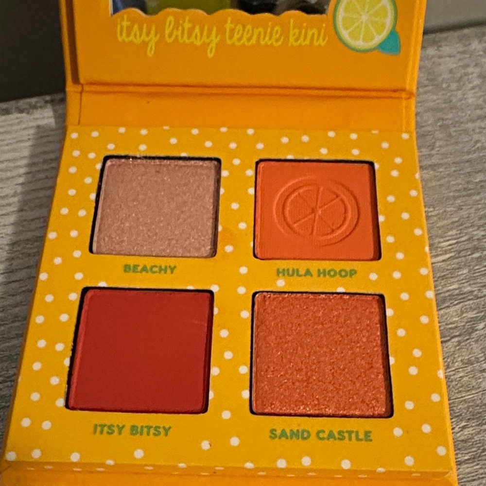 NWOT Colourpop Itsy Bitsy Teenie Kini Eyeshadow Palette - Red and Orange Hues